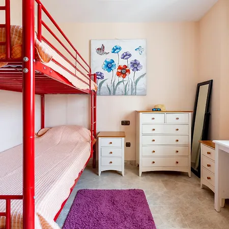 Cristianos 2 Bedroom Quiet Complex 200 Meters From The Ocean * לוס כריסטיאנוס