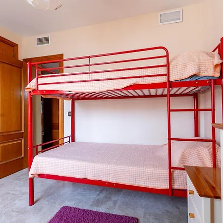 Cristianos 2 Bedroom Quiet Complex 200 Meters From The Ocean דירה *